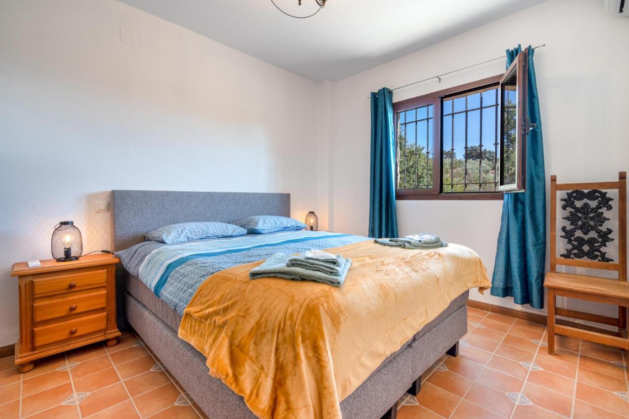 Hacienda La Buena Vida B&B En Appartementen Casita La Bruja Algarinejo Eksteriør bilde