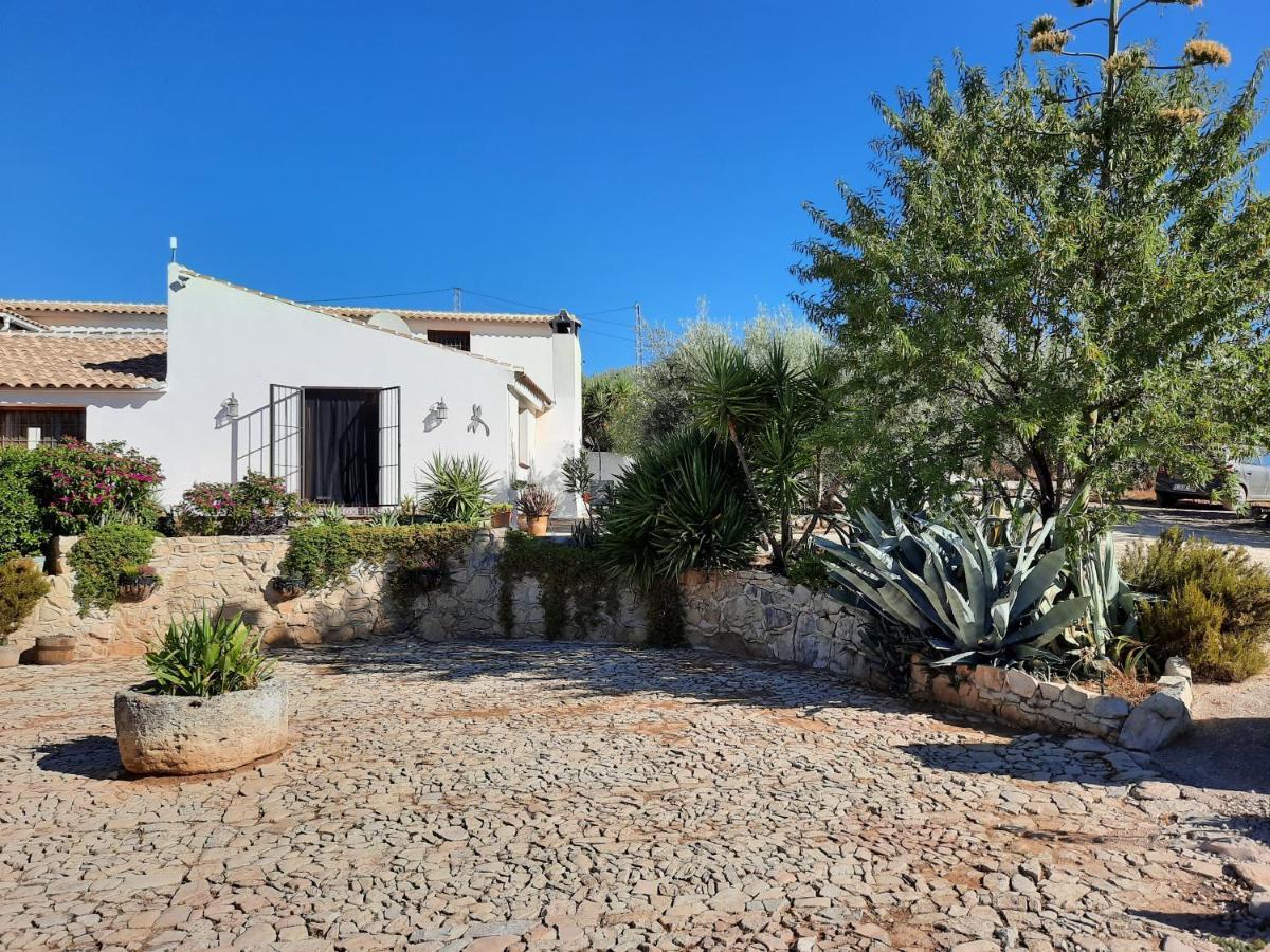 Hacienda La Buena Vida B&B En Appartementen Casita La Bruja Algarinejo Eksteriør bilde